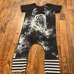 VGUC Rags Romper with Black/Grey Tie Die and Graphic Design
